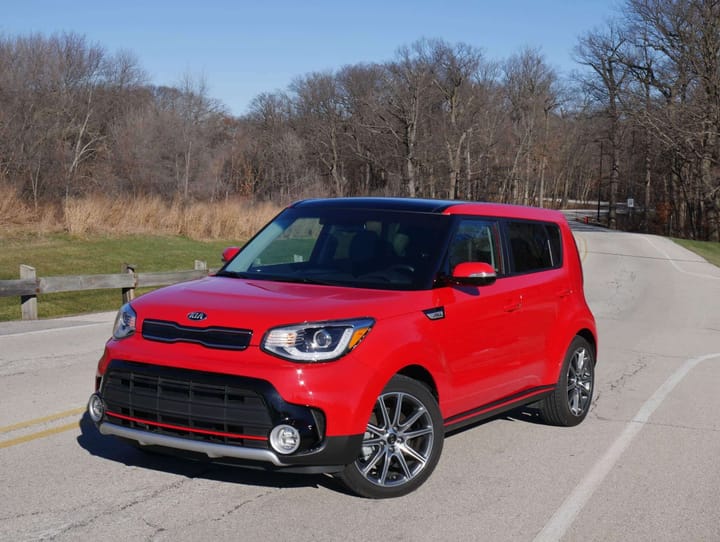 2017 Kia Soul Exclaim Turbo exterior