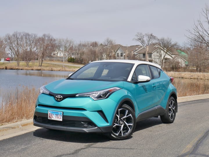 2018 Toyota C-HR XLE exterior