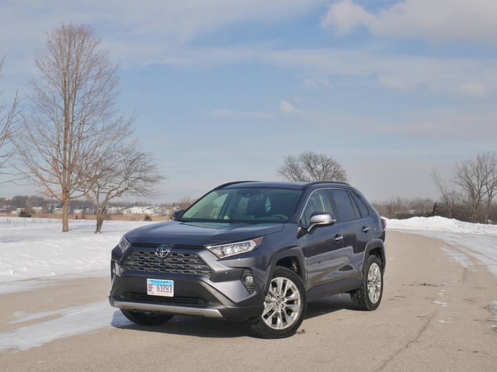 2019 Toyota RAV4 Limited AWD exterior