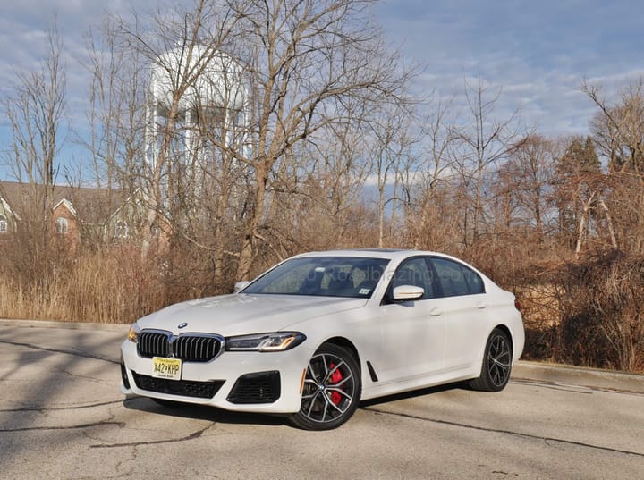 2021 BMW 540i xDrive exterior