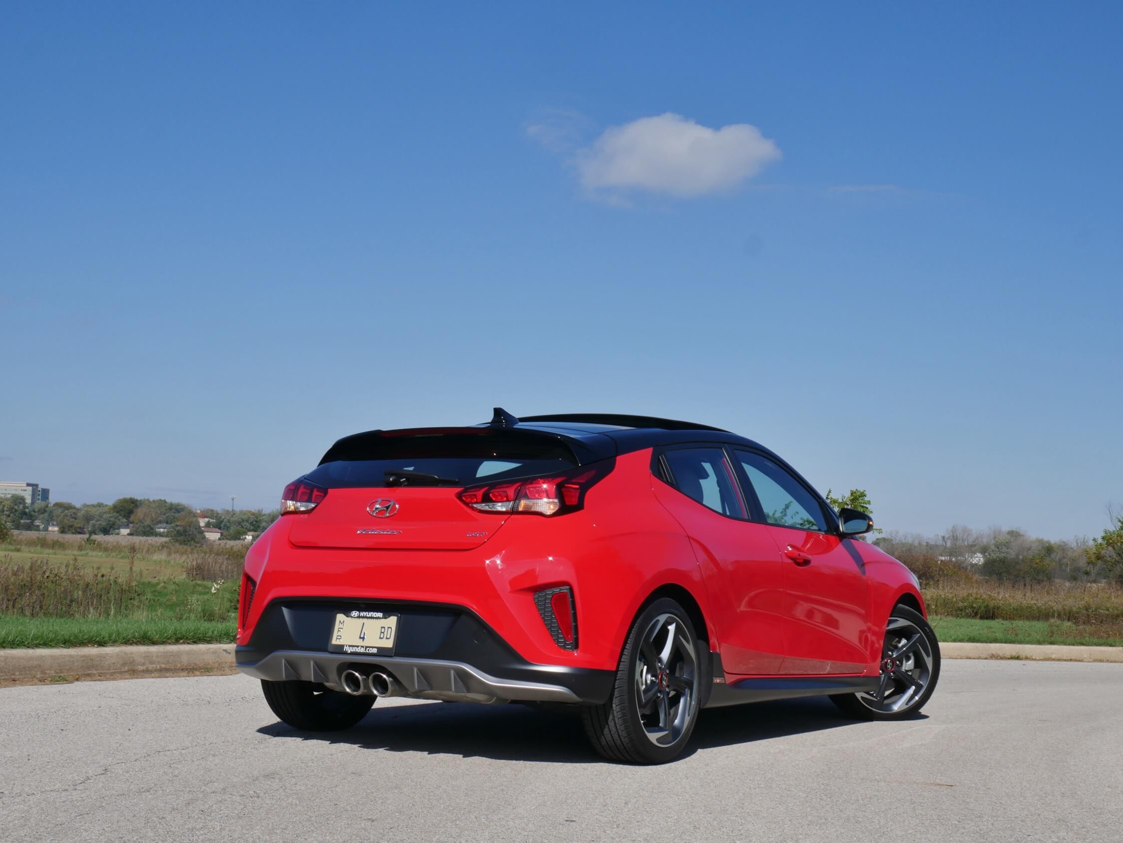 2018 Hyundai Veloster Turbo Ultimate: Creases over curves command more respect