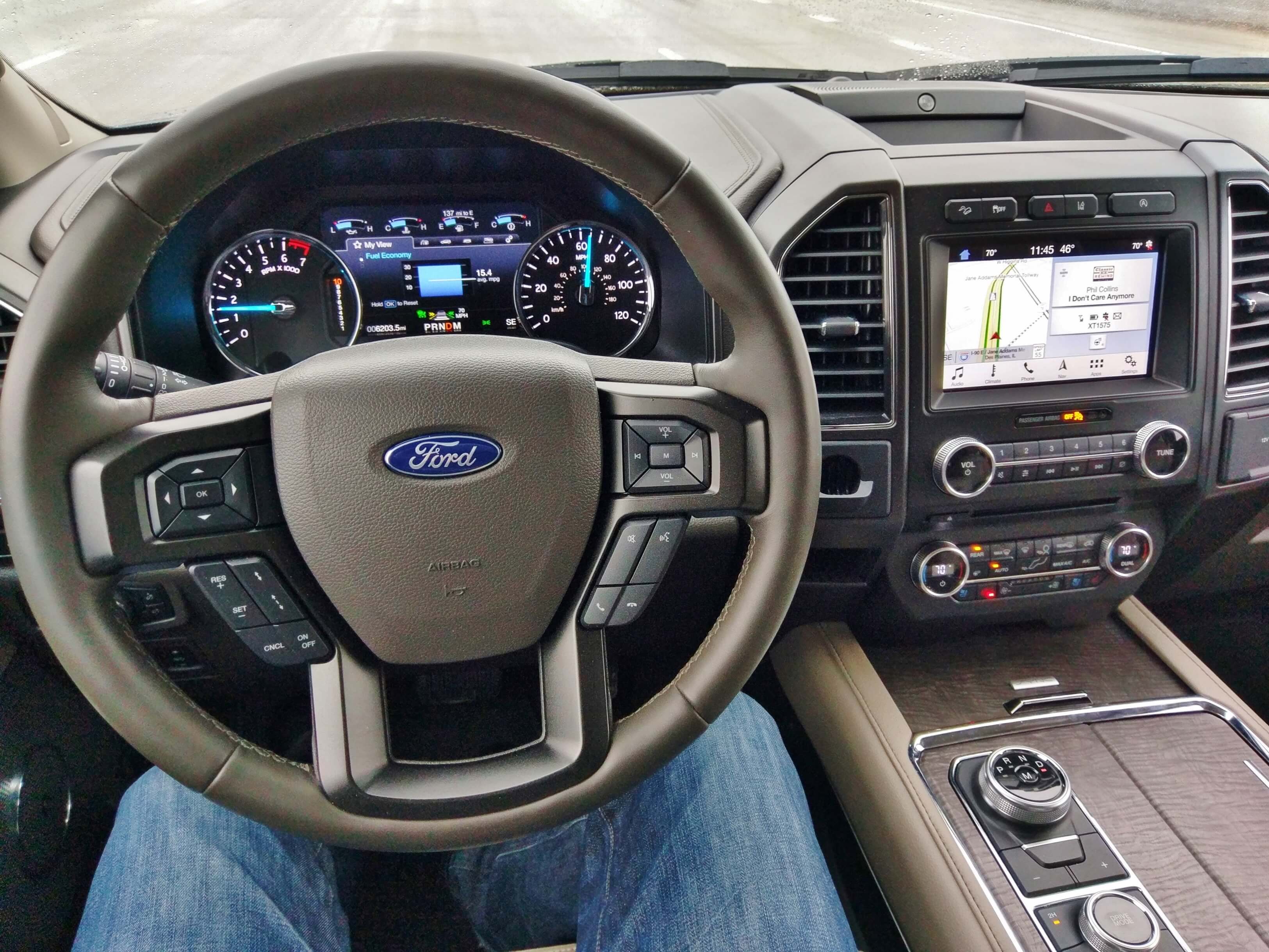 2018 Ford Expedition Limited 4x4: Cockpit while driving