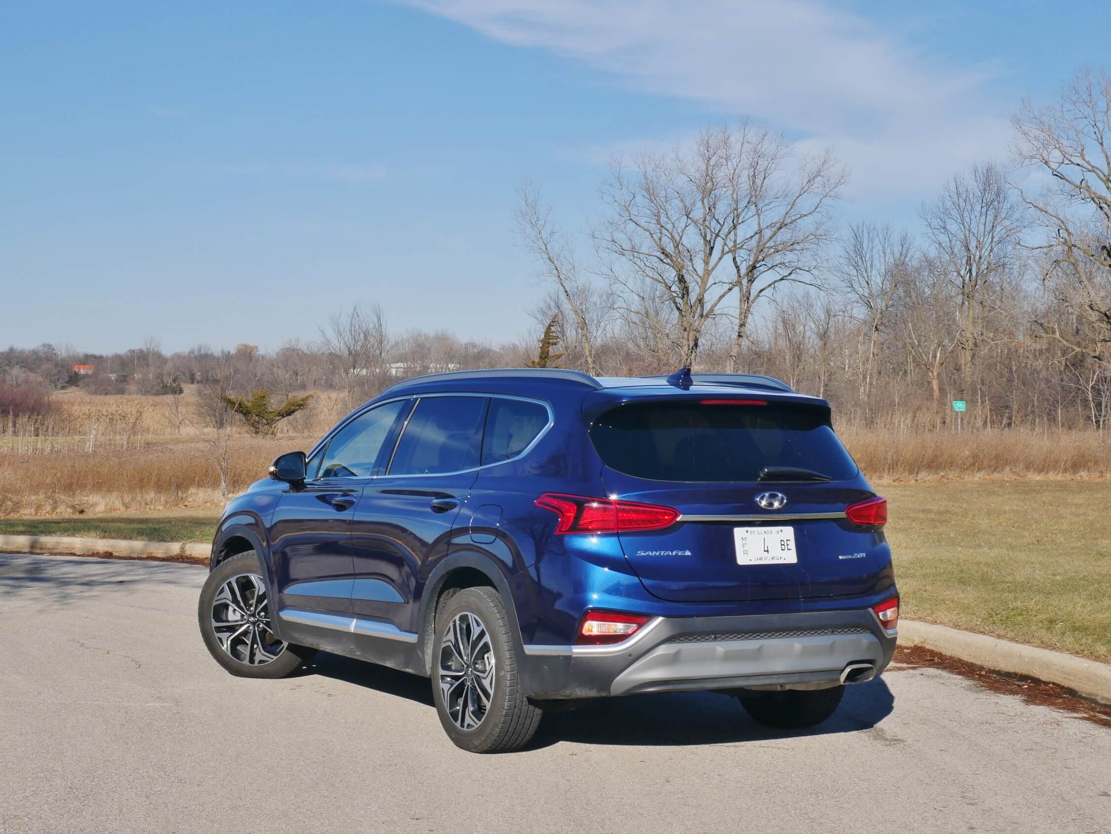 2019 Hyundai Santa Fe 2.0T Ultimate AWD: A more expressively creased silhouette and gently tiered back end is supplemented by expected lower cladding and simulated skid plates