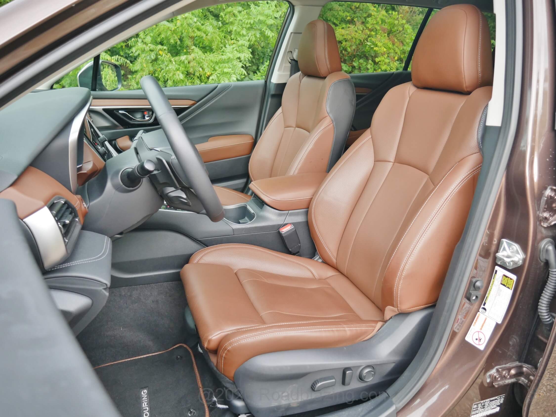 2020 Subaru Outback Touring XT: 10-way driver / 8-way pax heated power adjust seats, w heated steering wheel