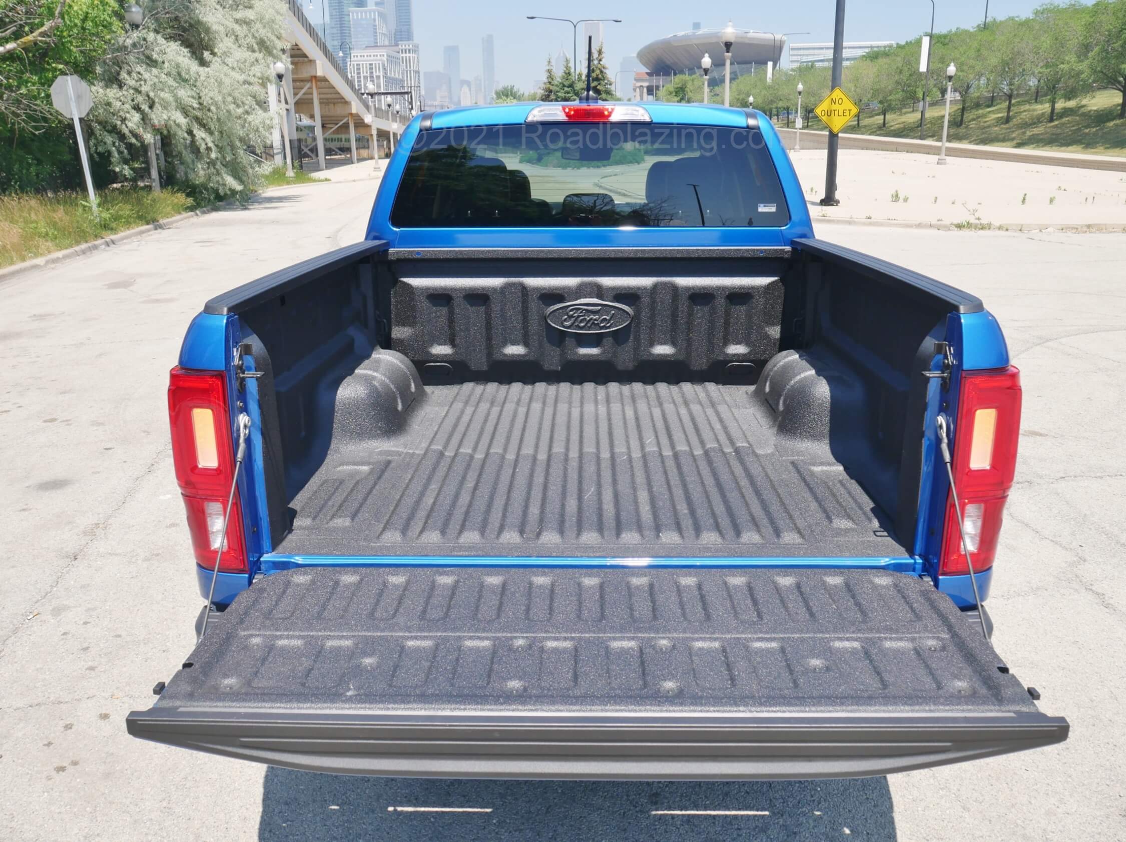 2021 Ford Ranger SuperCrew XLT Tremor 4x4: bed w/ factory spray-in lining