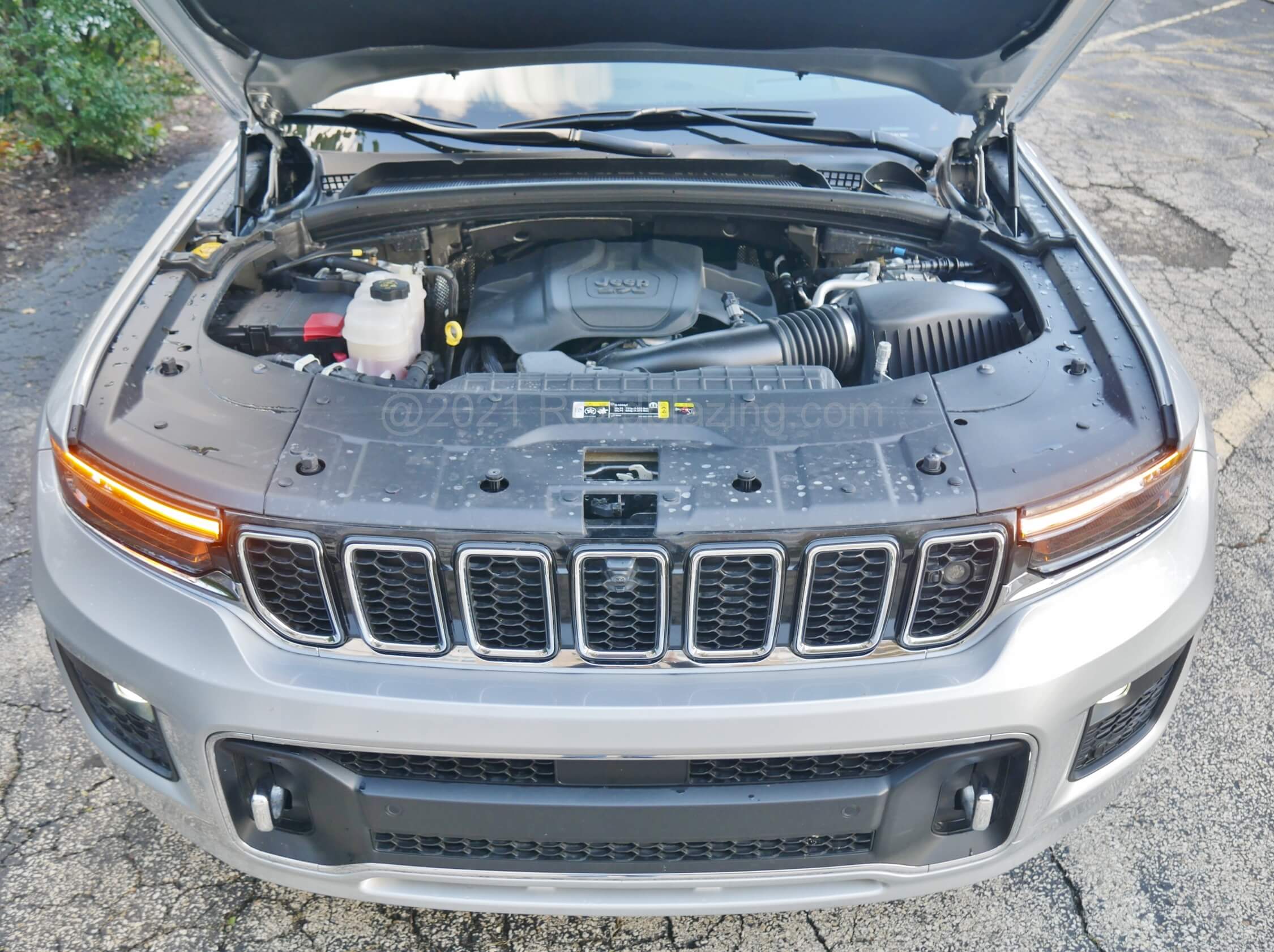 2021 Jeep Grand Cherokee L Overland 5.7L 4x4: optional small-block OHV gas-V-8 + 8-spd. ZF automatic transmission + Quadra Drive II make for briskness, greater towing & Trail Rating but gulp at 15 MPG