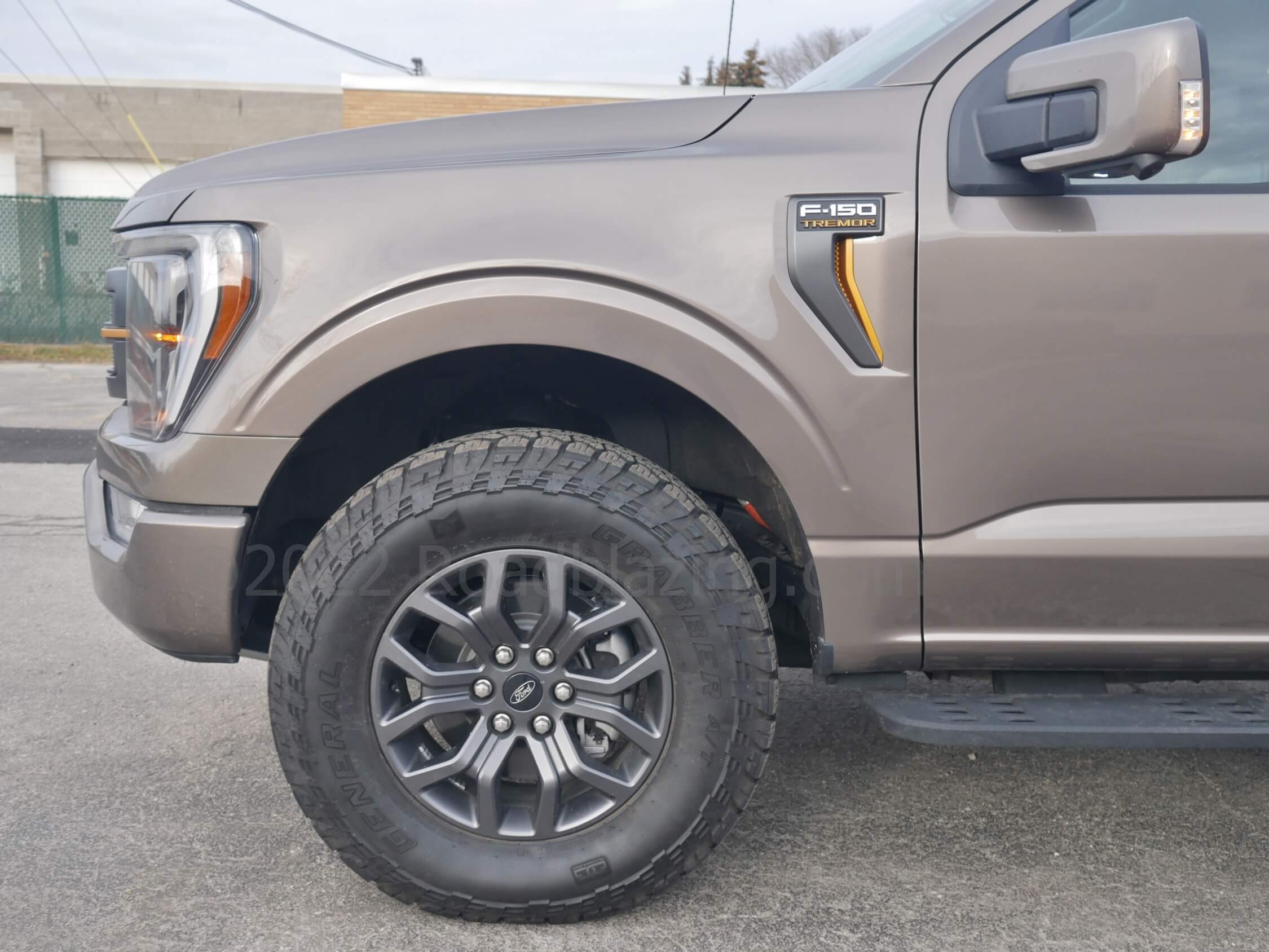 2021 Ford F-150 SuperCrew Tremor 4x4: off-road suited variable spring rates, greater suspension travel, stronger front hub knuckles and A/T tires with wider track