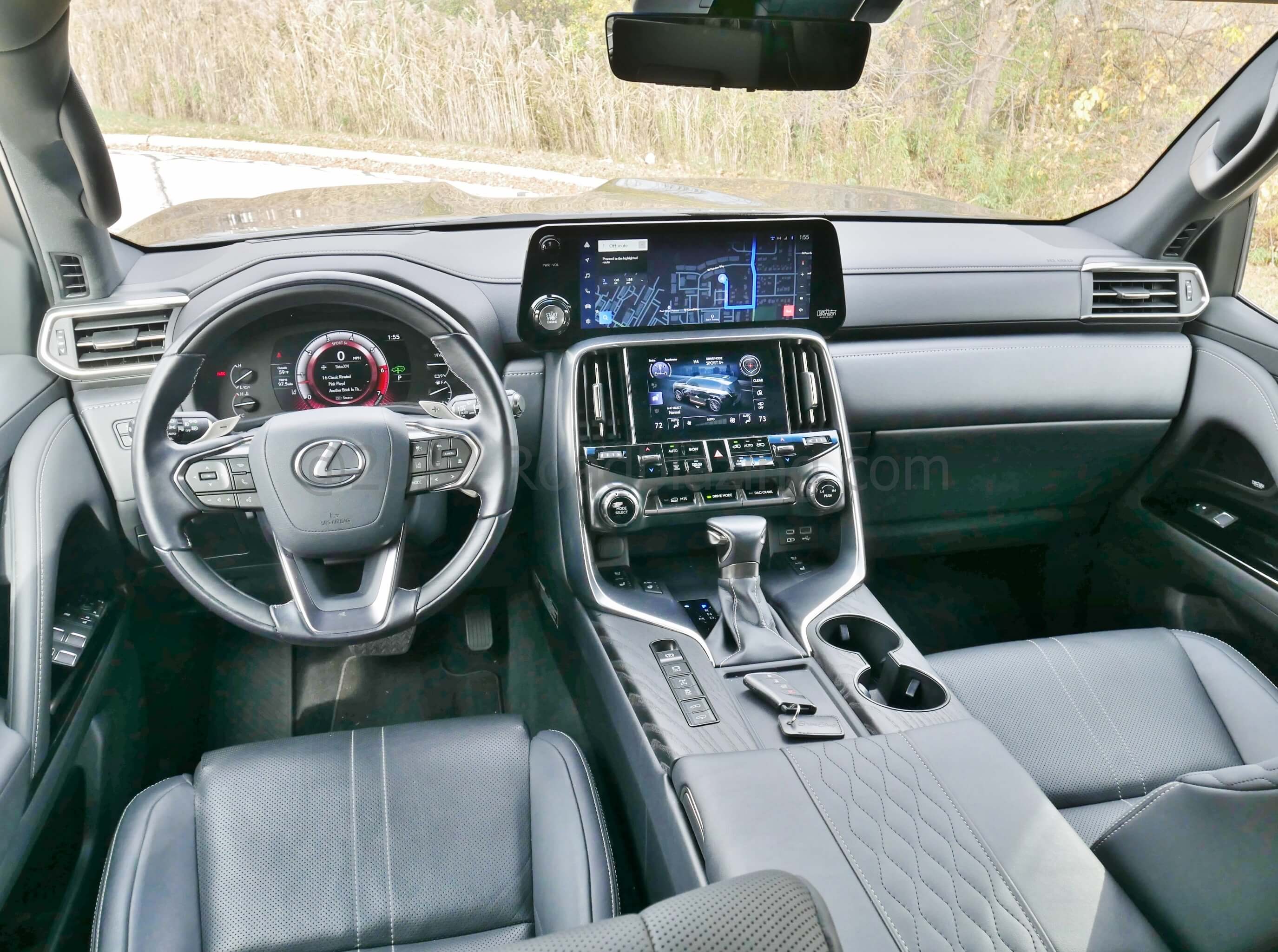 2022 Lexus LX 600 Ultra Luxury: 12.3" upper infotainment + lower 7.0" status, off road dual center screens dominate a plush cabin